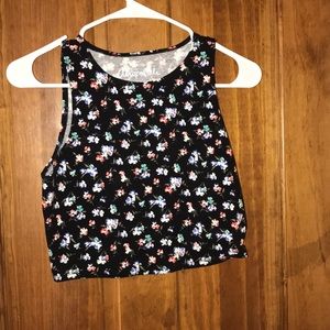 Black Aeropostale crop top